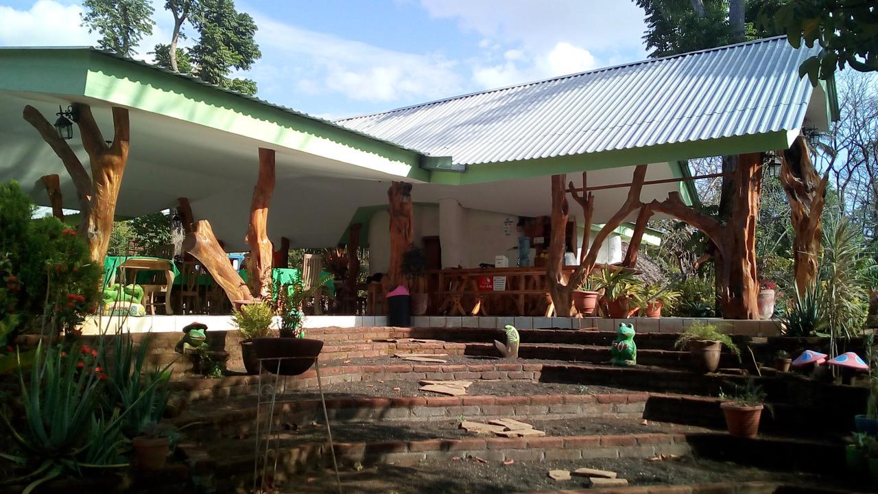 Hostal Y Restaurante Rancho Merida Luaran gambar